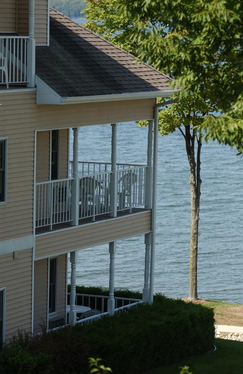 Westwood Shores Waterfront Resort Sturgeon Bay Exterior photo