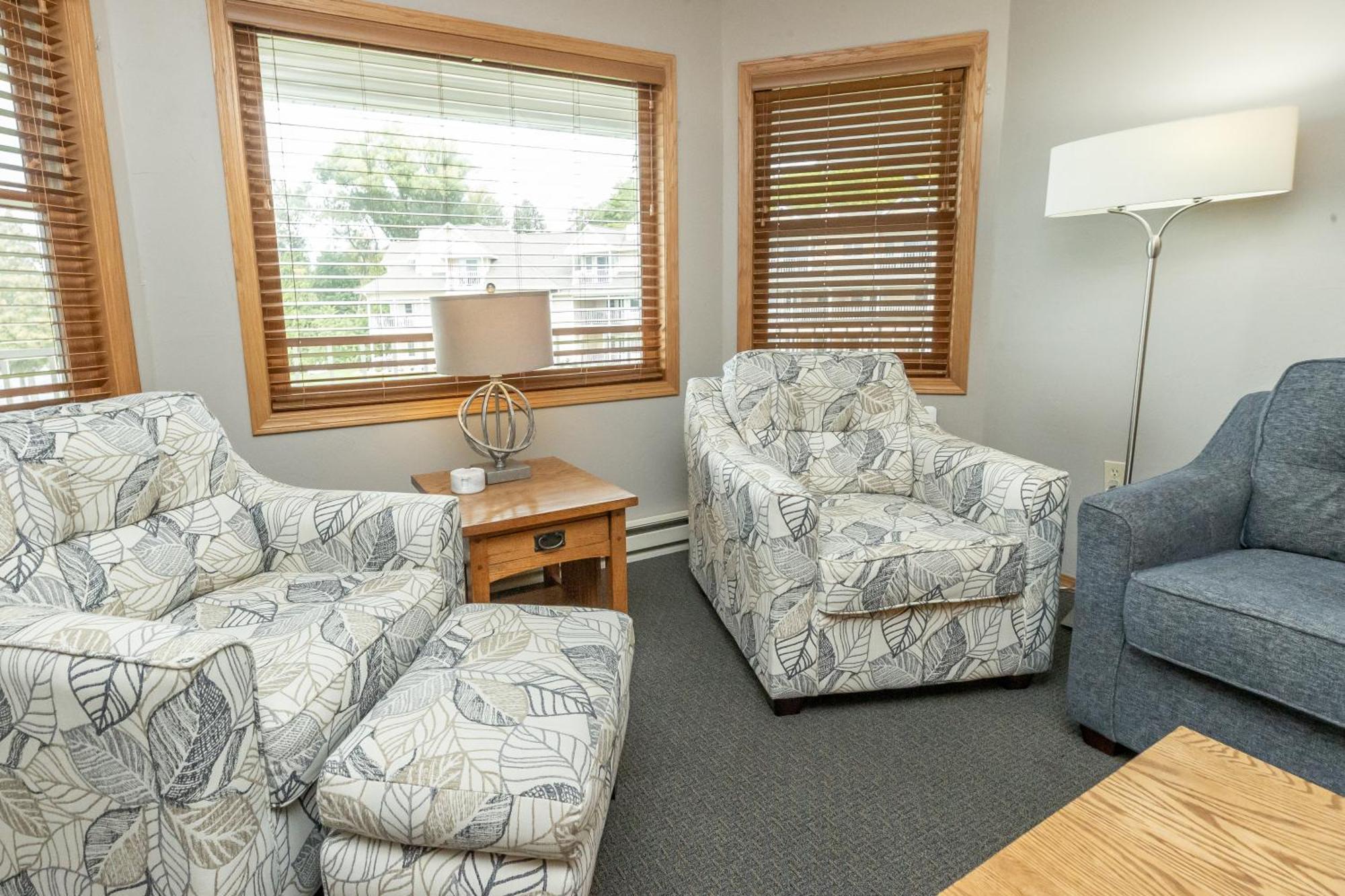 Westwood Shores Waterfront Resort Sturgeon Bay Exterior photo